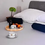 Vujica, Okrug Gornji *