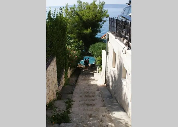 Vujica, Okrug Gornji 公寓
